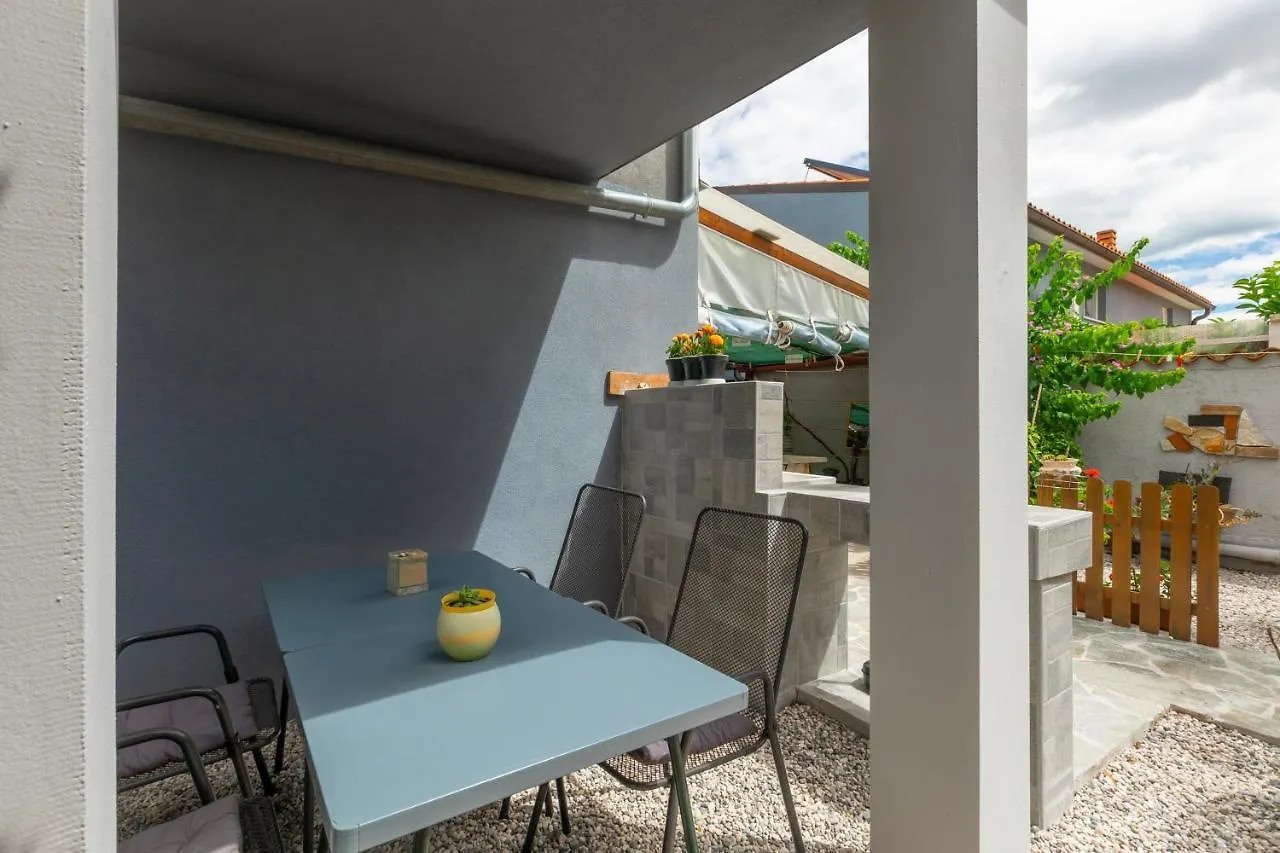 Villa Family Friendly Villetta Jeremy Pula Hırvatistan