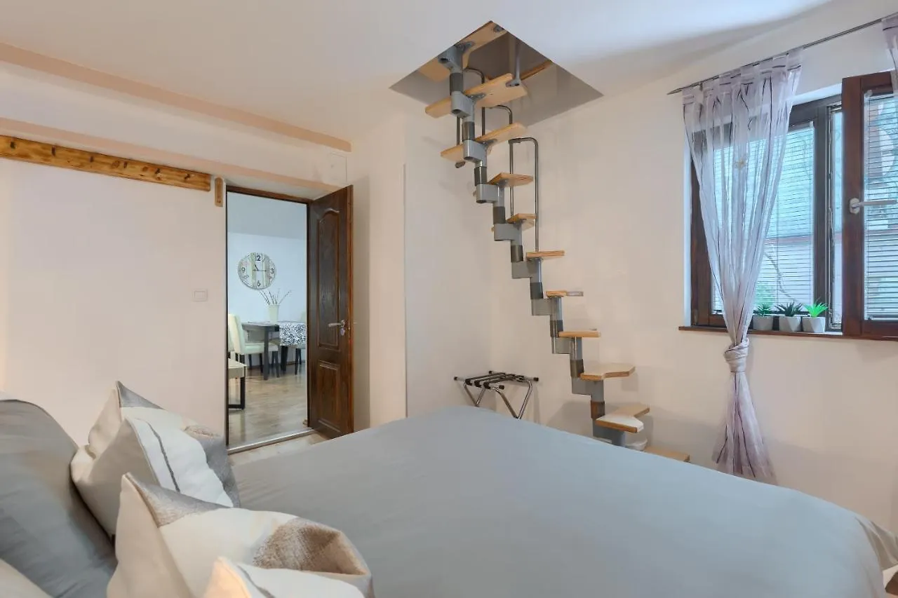 Villa Family Friendly Villetta Jeremy Pula