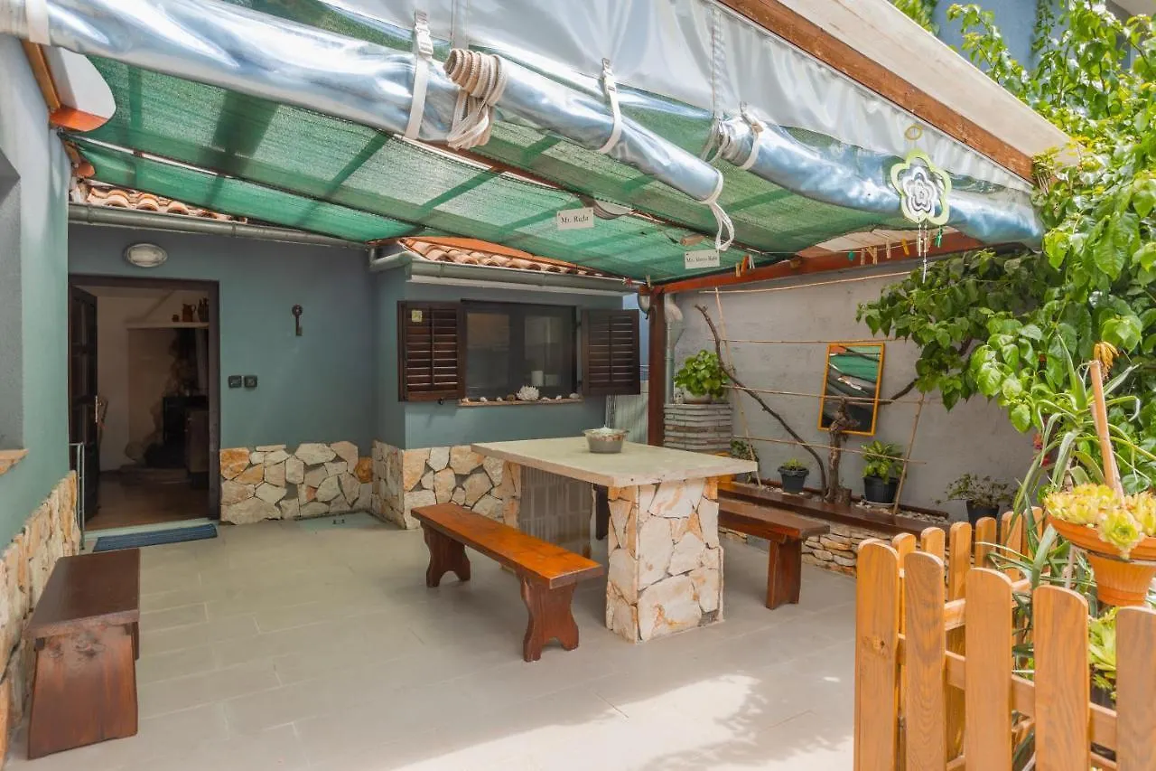 Villa Family Friendly Villetta Jeremy Pula Croatia